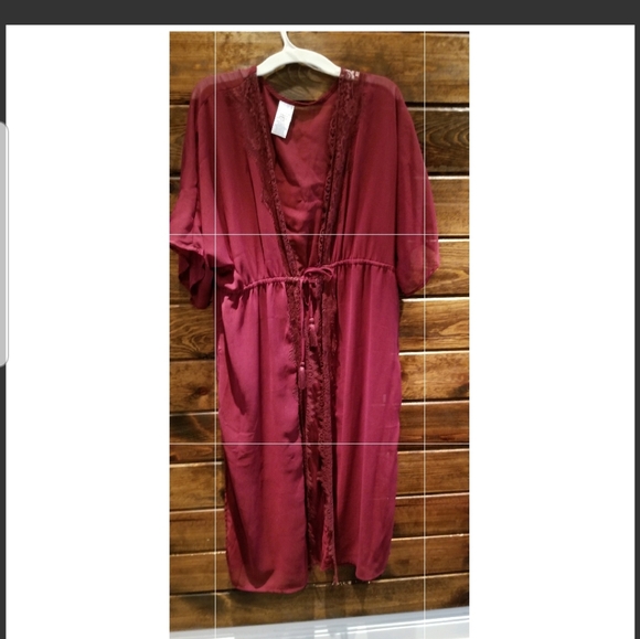 Maroon lace georgette top - Picture 1 of 2